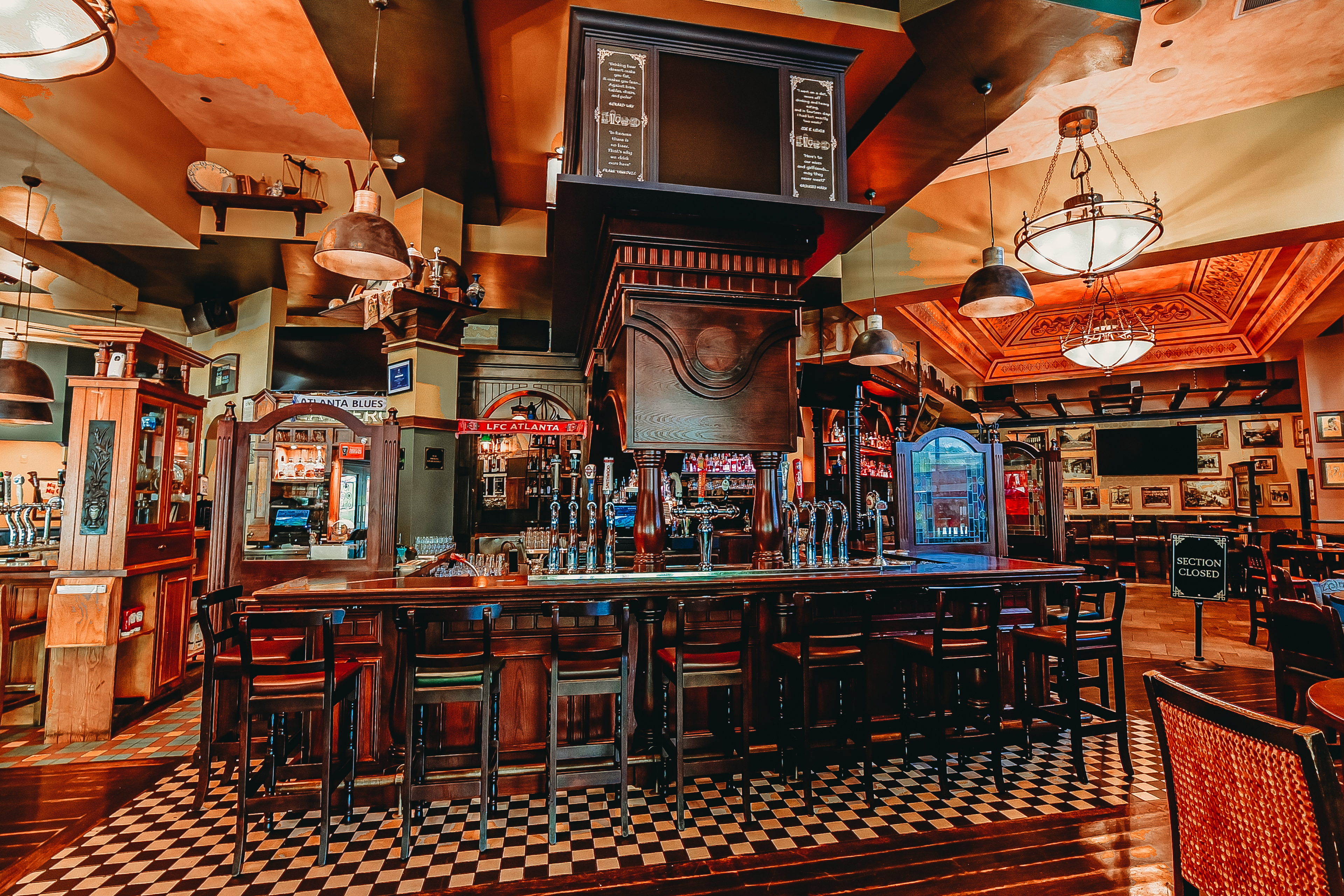 Fadó Irish Pub